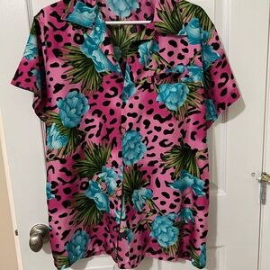 King Kameha Tropical Pink Leopard and Blue Flower Men's Shirt size Large